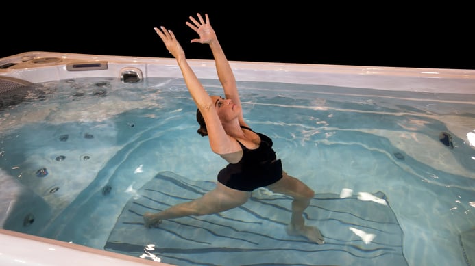 Hydropool-lady-exercise-swim-spa-exercise