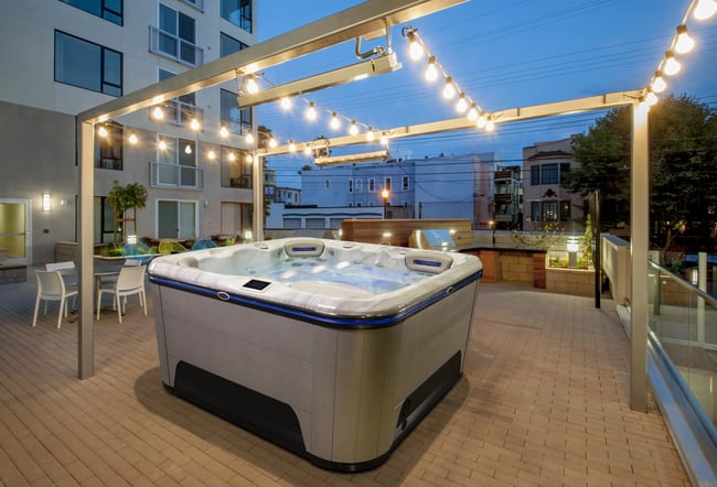 hydropool-hot-tub-self-cleaning-