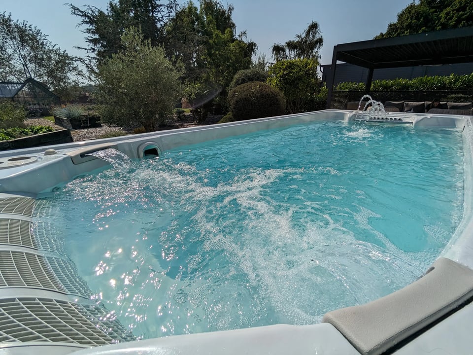 swim-spa-chemical-maintenance-hydropool-nottingham-spa