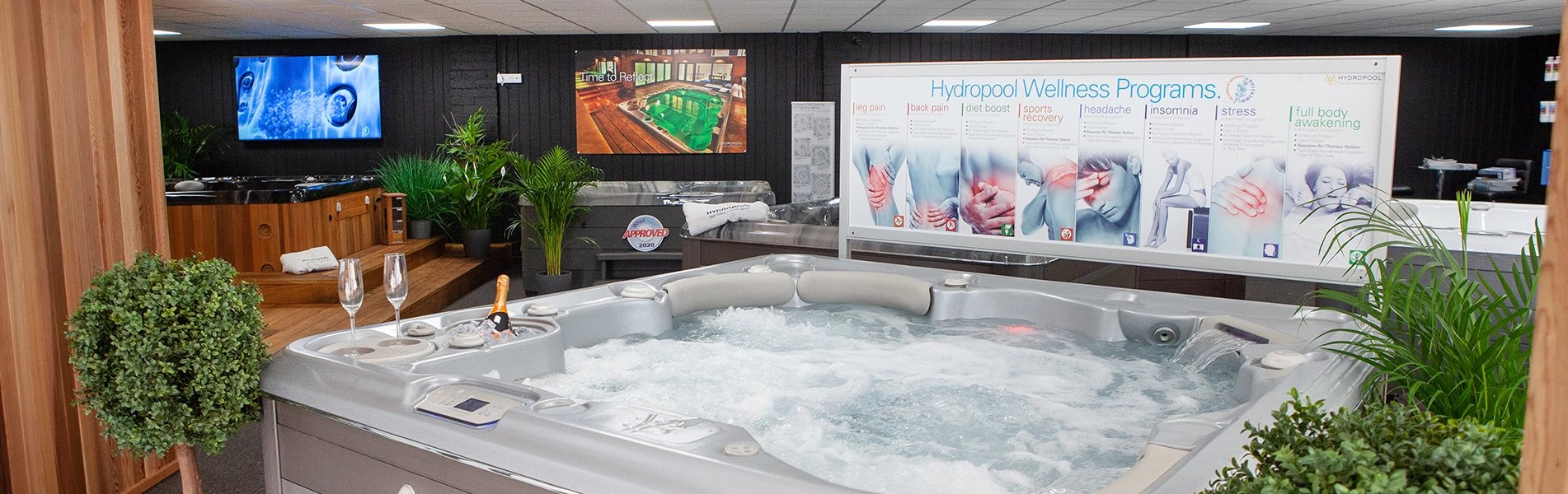 Hydropool_Midlands_Show_Room_Banner_02