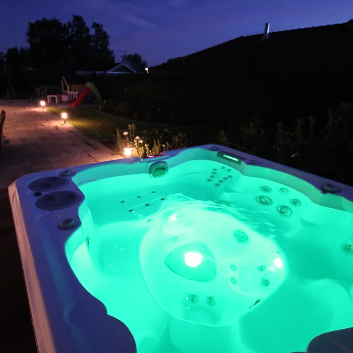 buy-hot-tub-nottingham-spa-hydropool