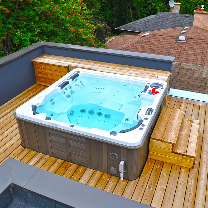hot-tub-nottingham-rooftop-decking-spa
