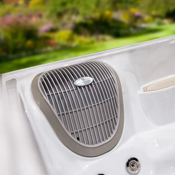 キンケード ステンドグラス大判Pools of Serenityグラスマスターズ Serenity 5900 Hot Tub Large | Family Sized Hot Tub