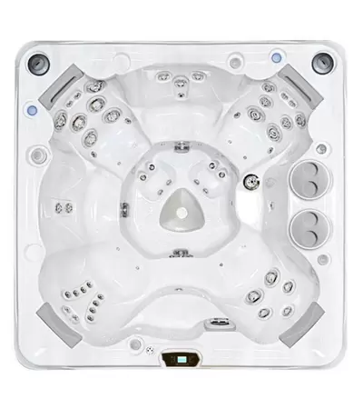 Self-Cleaning Hot Tub 720