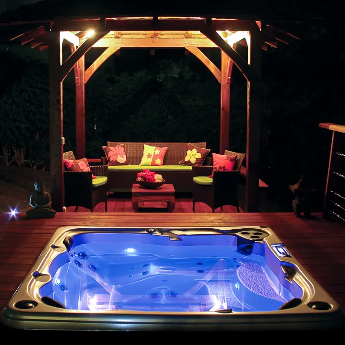 serenity-hot-tub-night-light-garden-design